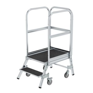 Günzburger Steigtechnik Podesttreppe eins. begehbar mit Federrollen Korundbeschichtung R13