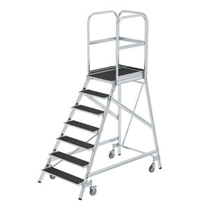 Günzburger Steigtechnik Podesttreppe eins. begehbar mit Federrollen Korundbeschichtung R13