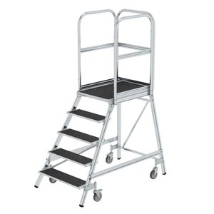 Günzburger Steigtechnik Podesttreppe eins. begehbar mit Federrollen Korundbeschichtung R13