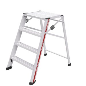 Hymer Service- u. Montagetritt eins.