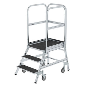 Günzburger Steigtechnik Podesttreppe eins. begehbar mit Federrollen Korundbeschichtung R13