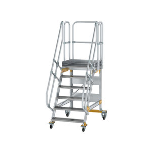 Günzburger Steigtechnik Plattformtreppe fahrbar 60° Stufenbreite 800 mm