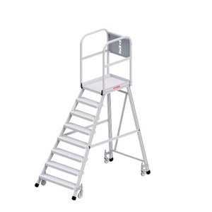 Hymer Podesttreppe R13 fahrbar eins.