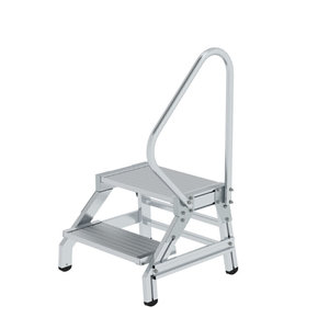 Günzburger Steigtechnik Montagetritt mit Handlauf