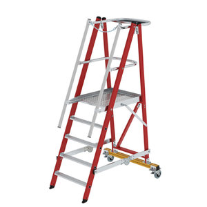 Günzburger Steigtechnik Plattformleiter GFK/Alu klappbar und fahrbar mit GFK-Handlauf