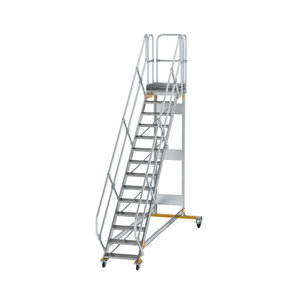 Günzburger Steigtechnik Plattformtreppe 45° fahrbar Stufenbreite 600 mm
