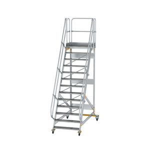 Günzburger Steigtechnik Plattformtreppe fahrbar 60° Stufenbreite 1000 mm