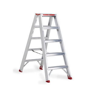 Altrex Sierra Beidseitig begehbare Stufenleiter