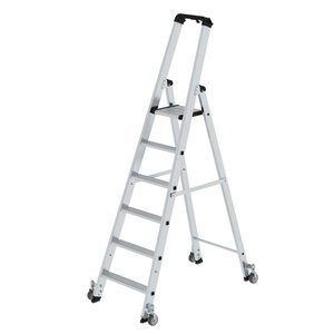 Günzburger Steigtechnik Stufen-Stehleiter einseitig begehbar mit Rollen