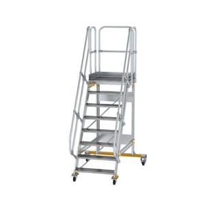 Günzburger Steigtechnik Plattformtreppe fahrbar 60° Stufenbreite 800 mm