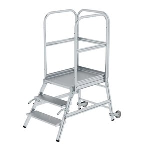 Günzburger Steigtechnik Podesttreppe einseitig begehbar mit Rollen und Griffen Aluminium geriffelt