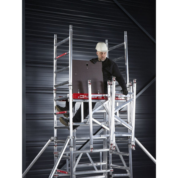 Altrex MiTower PLUS mit Fiber-Deck®-Plattform und Safe-Quick® Geländern Arbeitshöhe bis 7,2m