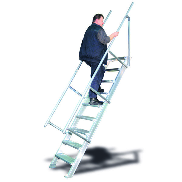 Euroline Treppe 45 Grad, 600 mm Stufenbreite, 1 Handlauf,  Stufenausführung Alu – gerieft 5 Stufen