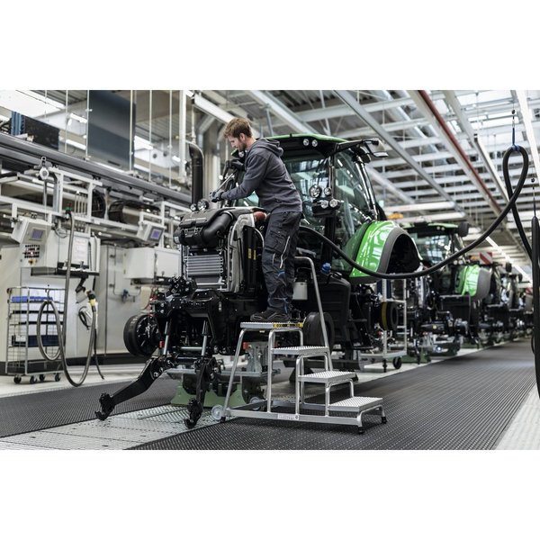 Günzburger Steigtechnik Arbeitspodest starr R13 mit Handlauf 3 Stufen