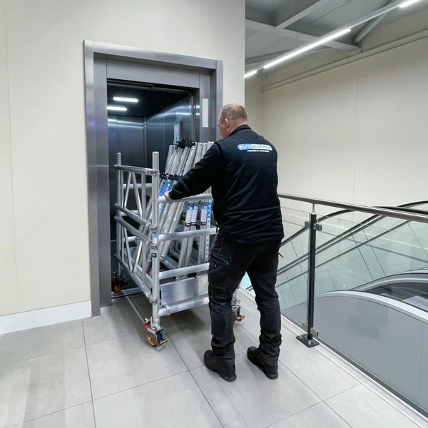 ASC Group Fahrgerüst One-Tower - 0,75 x 1,20 m Arbeitshöhe bis 4,2m