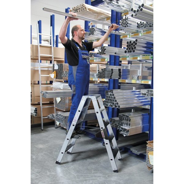 Günzburger Steigtechnik Stufen-Stehleiter 250 kg beidseitig begehbar mit clip-step R13 2x6 Stufen