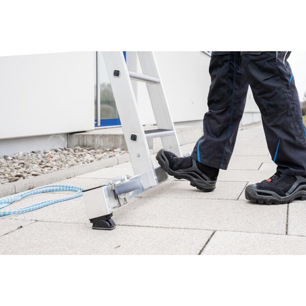 Günzburger Steigtechnik Stufen-Seilzugleiter 2-teilig mit nivello Traverse und clip-step R13 2x12 Stufen