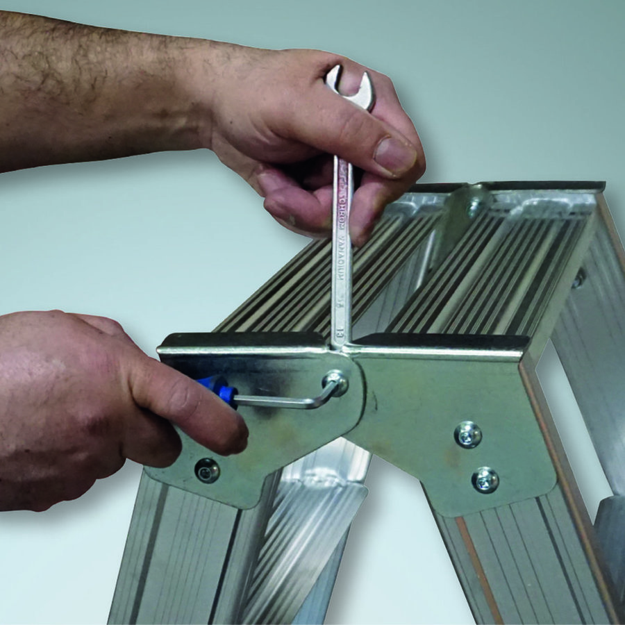 Euroline Alu-Stufenstehleiter Nr. 30577 2x3