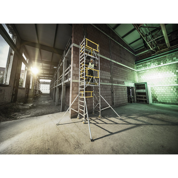 Günzburger Steigtechnik FlexxTower SG mit vorlaufendem Geländer Plattformhöhe 2,10 m