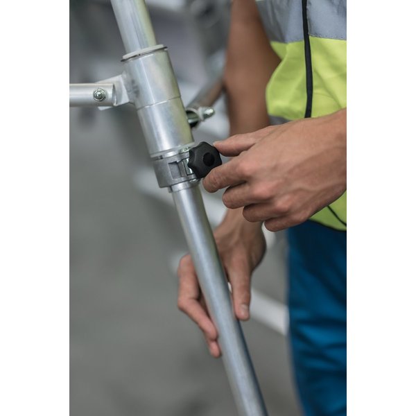 Günzburger Steigtechnik Plattformleiter FlexxStep 5 Sprossen mit Teleskopaufsatz 3 Sprossen