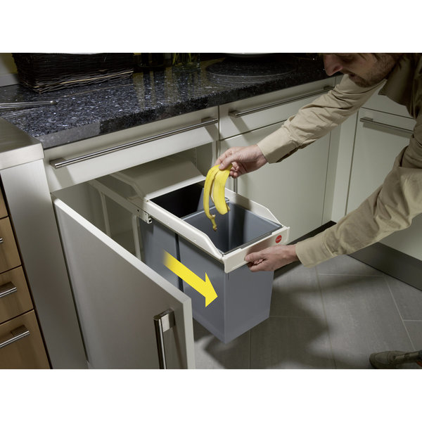 Hailo Mulit-Box Duo L - Einbaumülleimer Das Einbau-Mülltrennungs-System - unauffällig am festen Platz und doch sofort ausfahr- und aufnahmebereit. Mit zwei herausnehmbaren Inneneimern (2 x 14 l).
