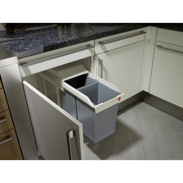 Hailo Mulit-Box Duo L - Einbaumülleimer Das Einbau-Mülltrennungs-System - unauffällig am festen Platz und doch sofort ausfahr- und aufnahmebereit. Mit zwei herausnehmbaren Inneneimern (2 x 14 l).