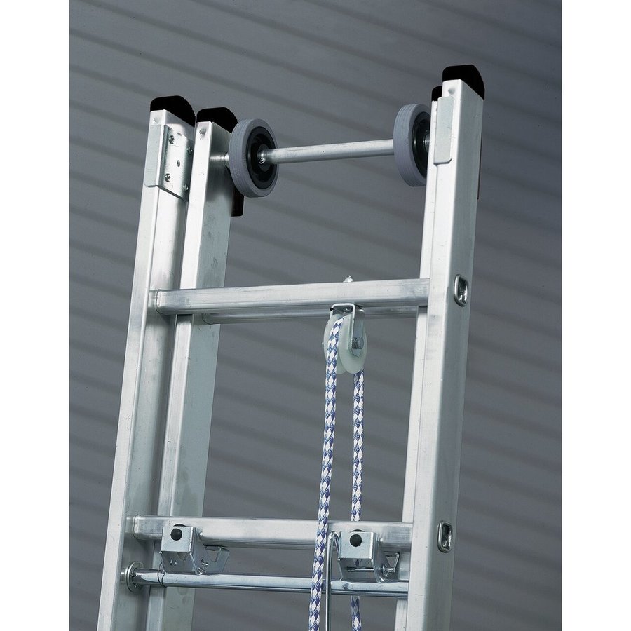 Günzburger Steigtechnik Sprossen-Seilzugleiter mit Standard-Traverse 2x15 Sprossen