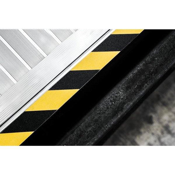 Günzburger Steigtechnik Gleispodest fahrbar