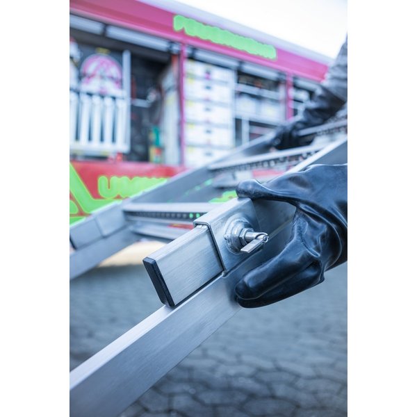 Günzburger Steigtechnik Aufstiegshilfe aus Edelstahl 3-teilig nach DIN 14555-12:2015-04