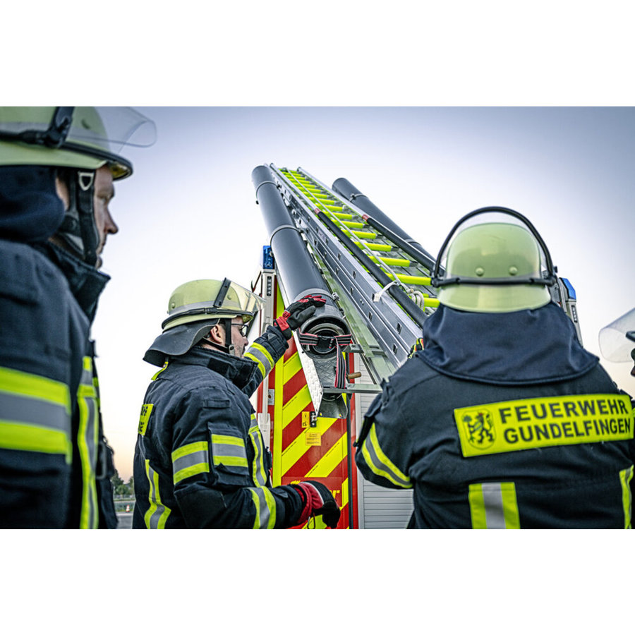 Günzburger Steigtechnik Seilzugleiter 3-teilig mit Stützen DIN EN 1147 nachleuchtend