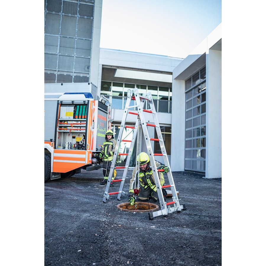 Günzburger Steigtechnik Feuerwehr-Multifunktionsleiter DIN EN 1147