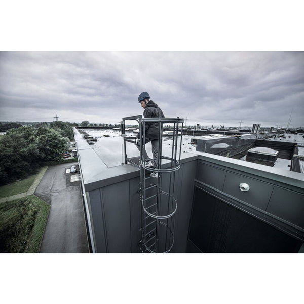 Günzburger Steigtechnik Mehrzügige Steigleiter mit Rückenschutz (Bau) Aluminium eloxiert 17,16m