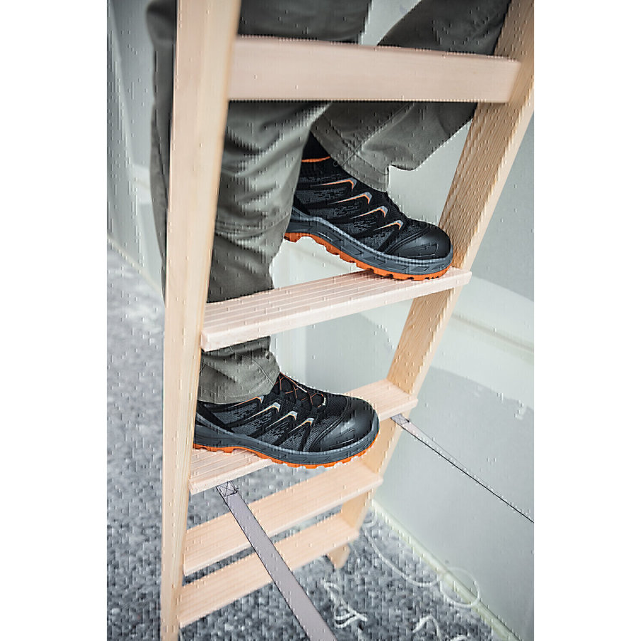 Günzburger Steigtechnik Stufen-Stehleiter Holz beidseitig begehbar 2x7 Stufen