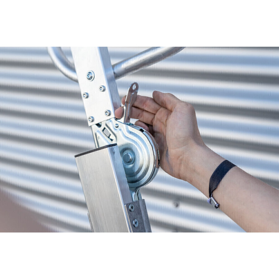 Günzburger Steigtechnik Plattformleiter steckbar mit klappbaren Griffen