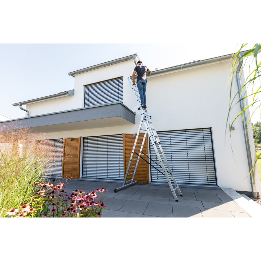 Günzburger Steigtechnik Mehrzweckleiter 3-teilig mit nivello®-Traverse 3x13 Sprossen