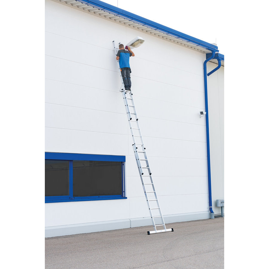 Günzburger Steigtechnik Sprossen-Schiebeleiter 3-teilig mit Standard-Traverse 3x8 Sprossen