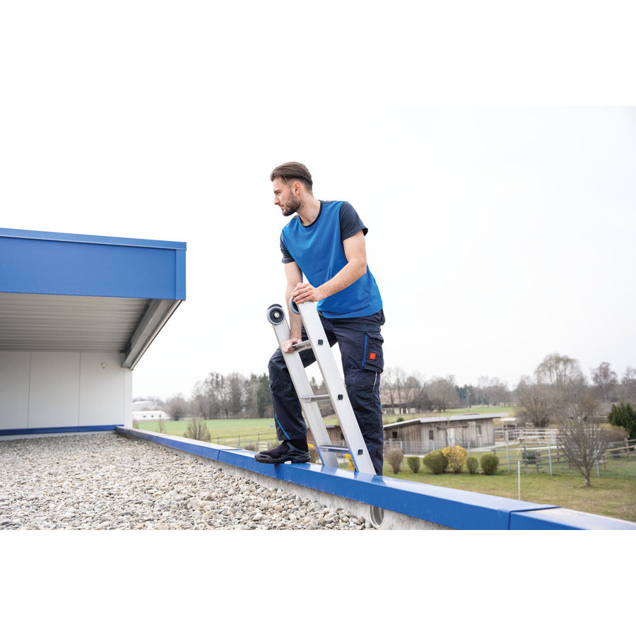 Günzburger Steigtechnik Stufen-Seilzugleiter 2-teilig mit nivello® Traverse 2x12 Stufen