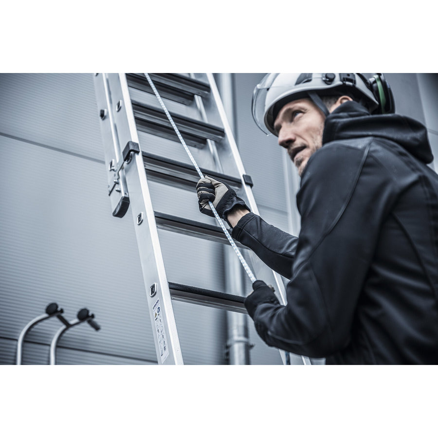 Günzburger Steigtechnik Stufen-Seilzugleiter 2-teilig mit nivello Traverse und clip-step R13 2x12 Stufen