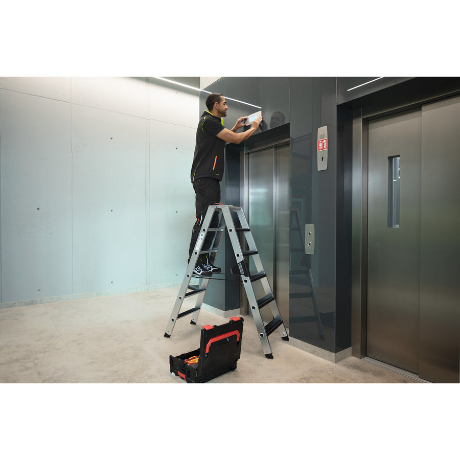 Günzburger Steigtechnik Stufen-Stehleiter beidseitig begehbar mit clip-step relax 2x3 Stufen