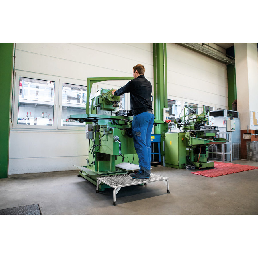 Günzburger Steigtechnik Arbeitspodest 1 Stufe