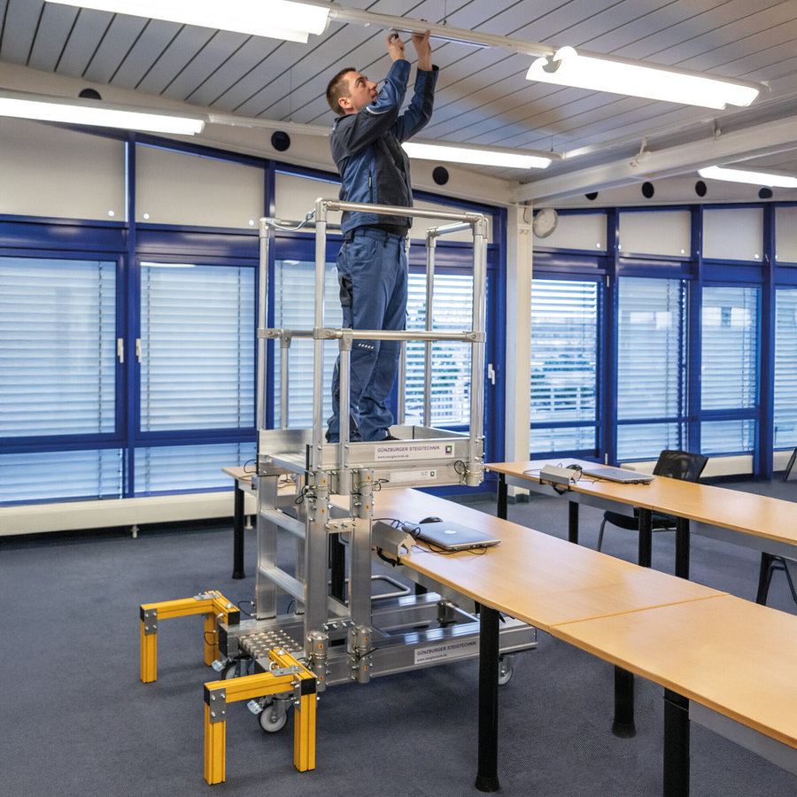 Günzburger Steigtechnik Desk-Surfer