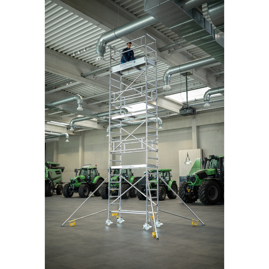 Günzburger Steigtechnik Rollgerüst 0,75 x 1,80 m mit Ausleger Plattformhöhe 6,43 m