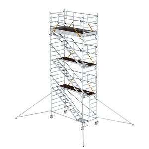 Günzburger Steigtechnik Rollgerüst SG 1,35 x 3,0 m mit Schrägaufstiegen & Ausleger