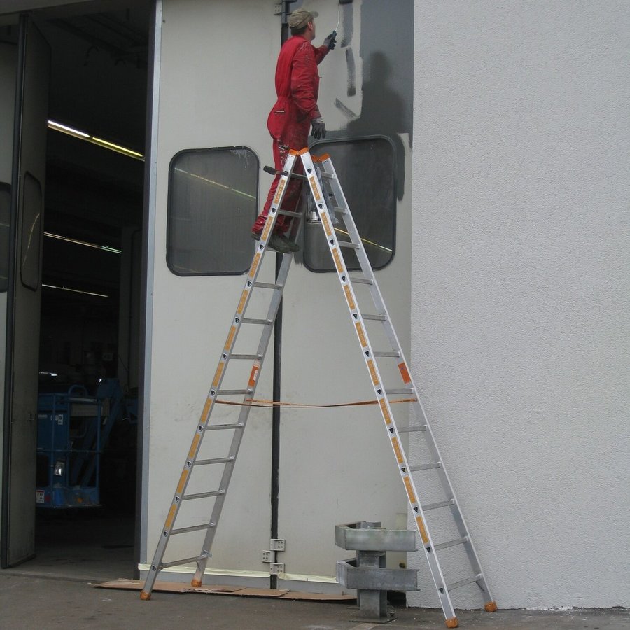 Layher Sprossenstehleiter TOPIC 4 Sprossen, Aluminiumleiter 2x4 Sprossen, beidseitig begehbar, klappbar, Länge 1.30 m