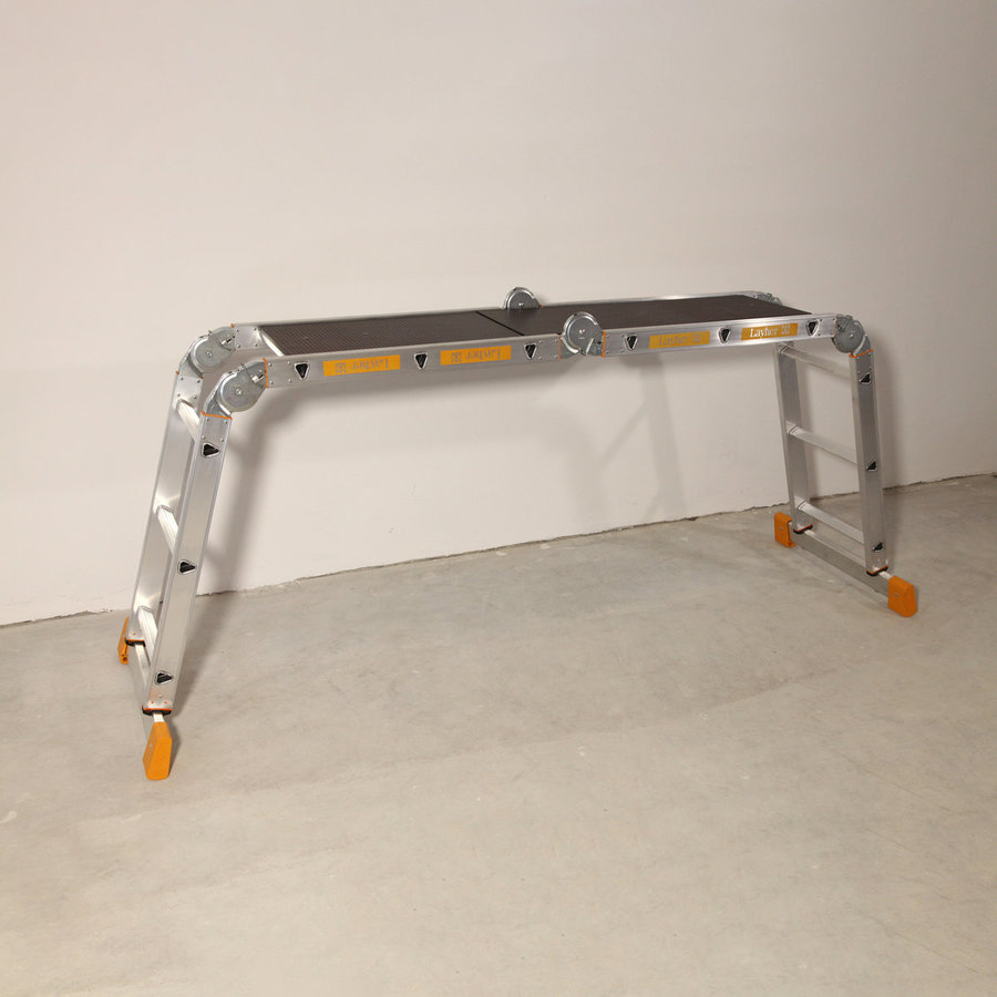 Layher Kofferraumleiter TOPIC 4x4 Sprossen; Aluminiumleiter klappbar und universell einsetzbar, Länge 4.55 m