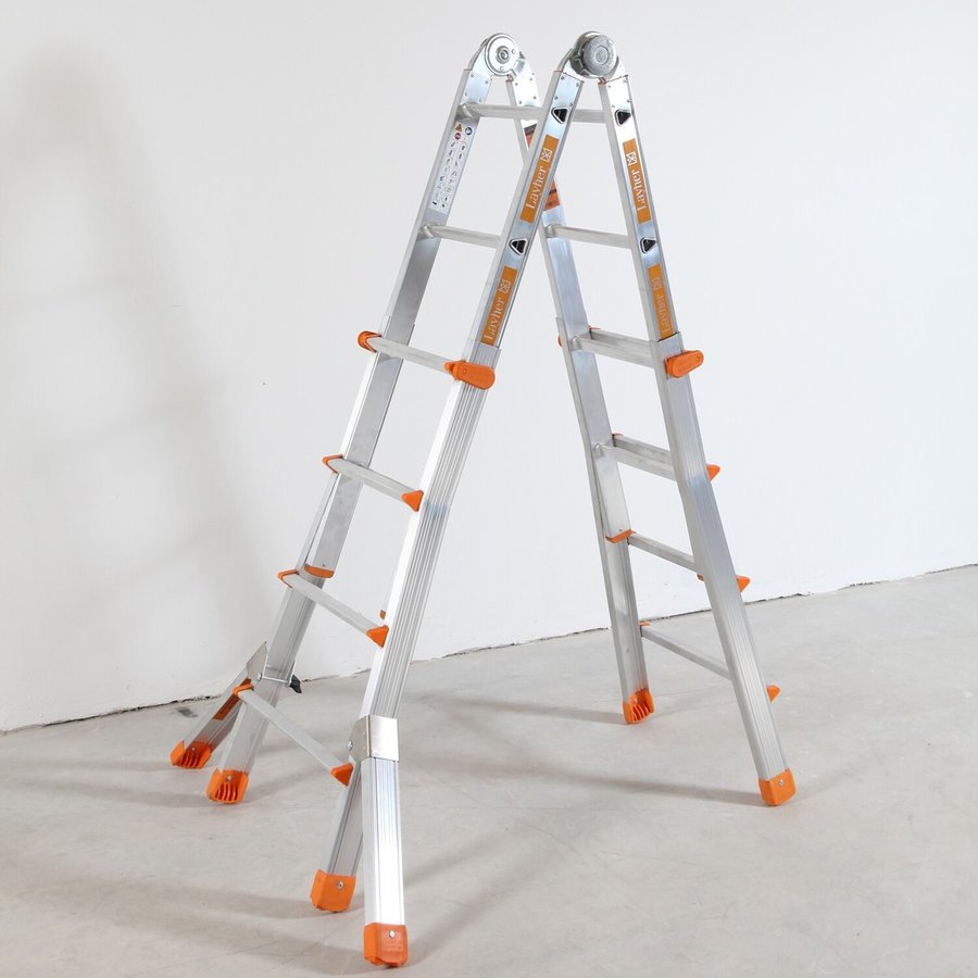 Layher Teleskopleiter TOPIC 4x4 Sprossen; Aluminiumleiter klappbar und universell einsetzbar, Länge 4.16 m