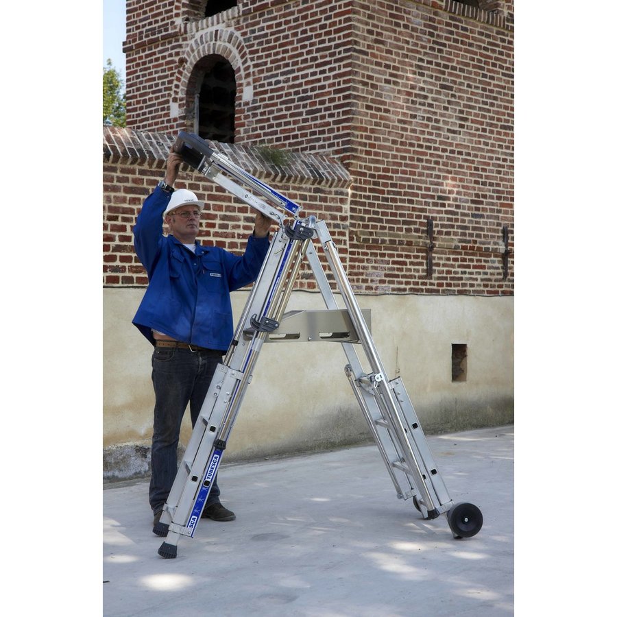 Altrex Plattformleiter  mit klappbarem Geländer 6 Sprossen + 1 Plattform,  mit klappbarem Geländer