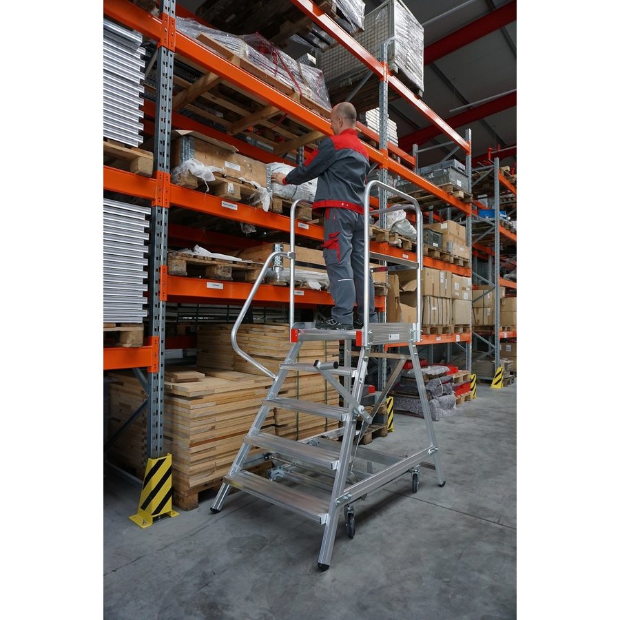 Euroline Mobile Podesttreppe / Podestleiter einseitig begehbar mit Zentralfeststellung* Nr. 51503 4 Stufen