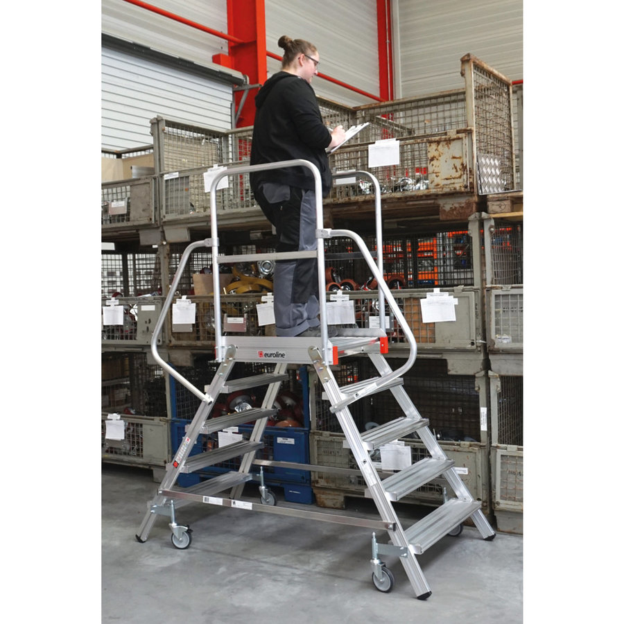 Euroline Mobile Podesttreppe / Podestleiter zweiseitig begehbar Nr. 516  2 x 3 Stufen