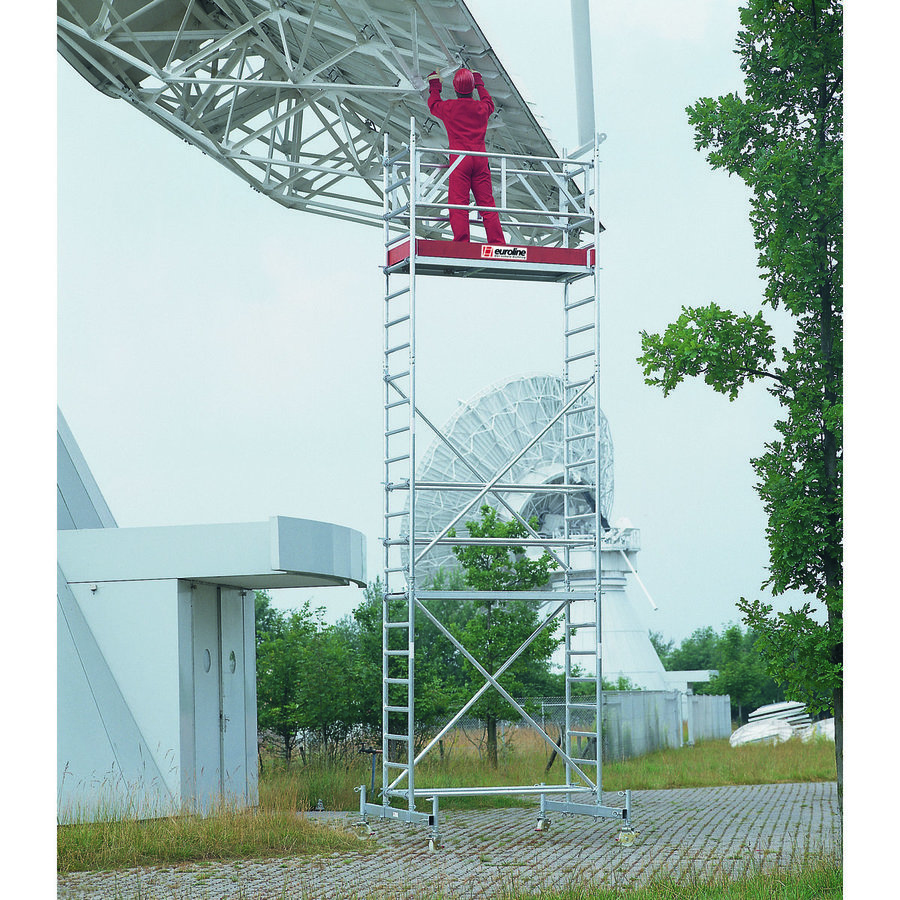 Euroline Gerüsttyp 9511 mit Auslegern (Typ 0,75 x 1,80 m) mit Arbeitshöhe bis 11,35 m